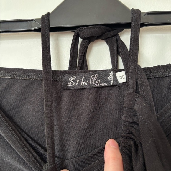 🎉4/30$🎉 Sibelle Black Halter Top - Size Small - Picture 3 of 5